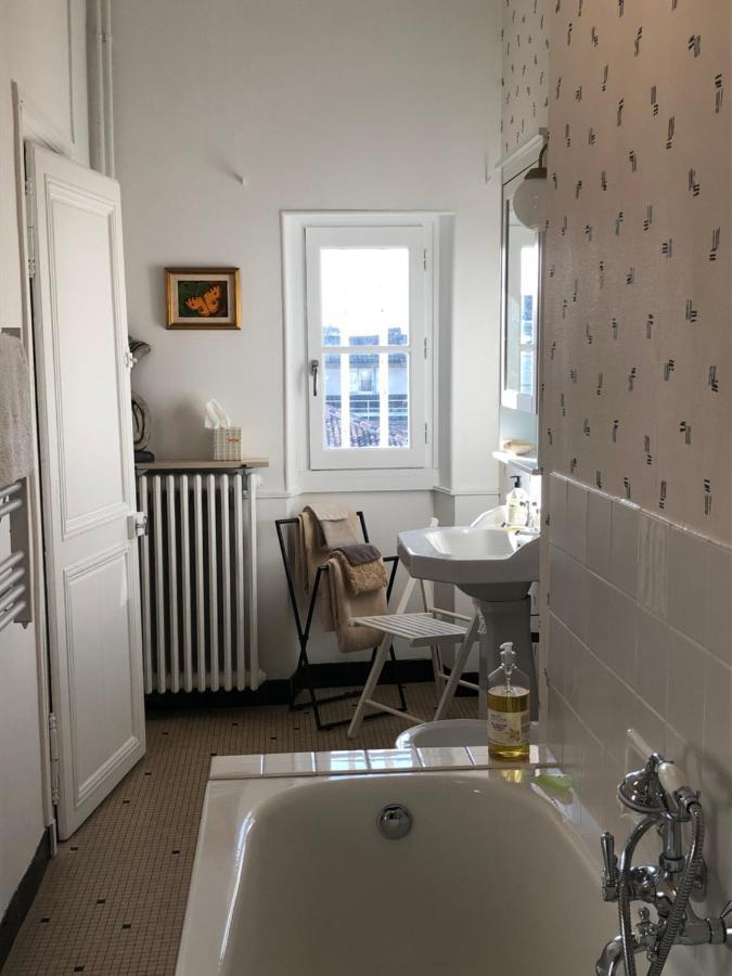Beautifully Renovated Rooms On Place New York Ангулем Екстер'єр фото