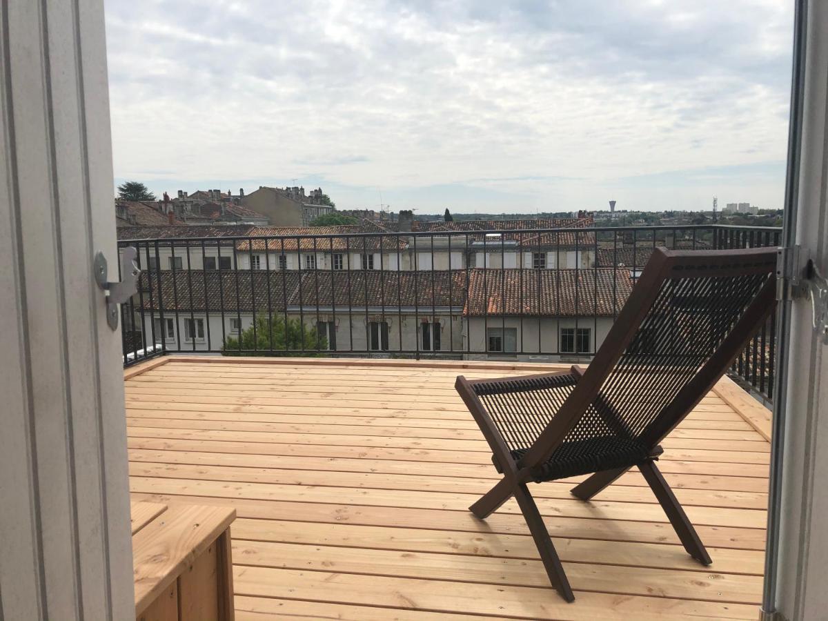 Beautifully Renovated Rooms On Place New York Ангулем Екстер'єр фото