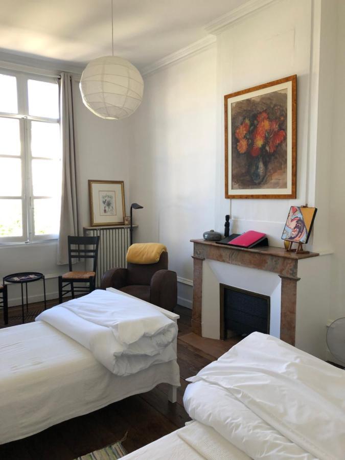 Beautifully Renovated Rooms On Place New York Ангулем Екстер'єр фото