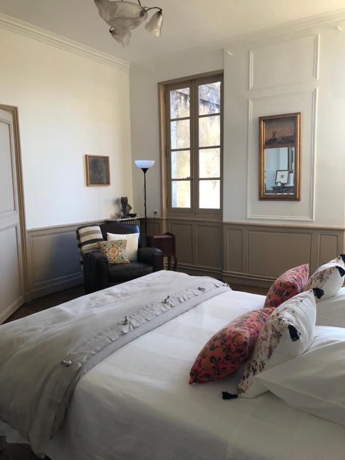 Beautifully Renovated Rooms On Place New York Ангулем Екстер'єр фото